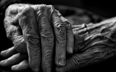 Les Secrets bien gardés des Centenaires : Allons-nous tous vivre 100 ans?